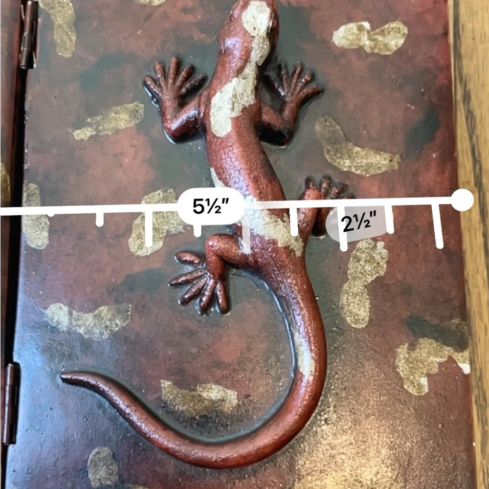 Hand Carved Lizard Wooden Keepsake Box Rustic Trinket Storage Decor